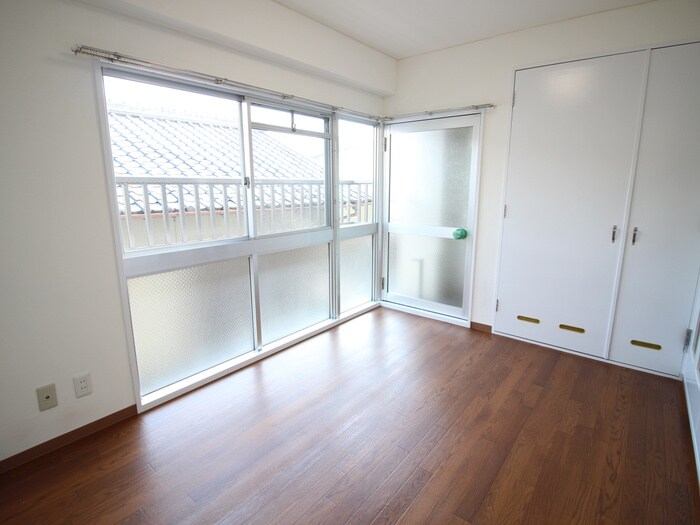 物件内観写真21　(居室)