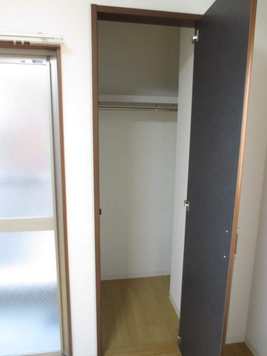 物件内観写真15　(収納)