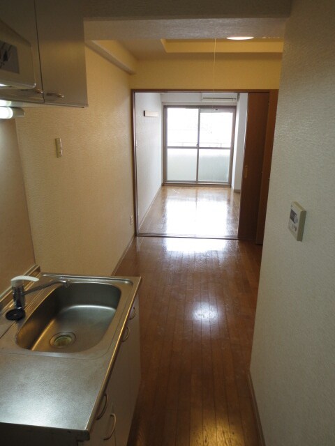 物件内観写真6　(居室)