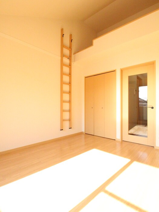 物件内観写真7　(居室)