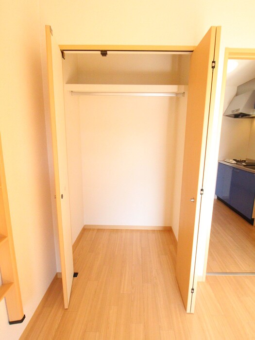 物件内観写真12　(収納)