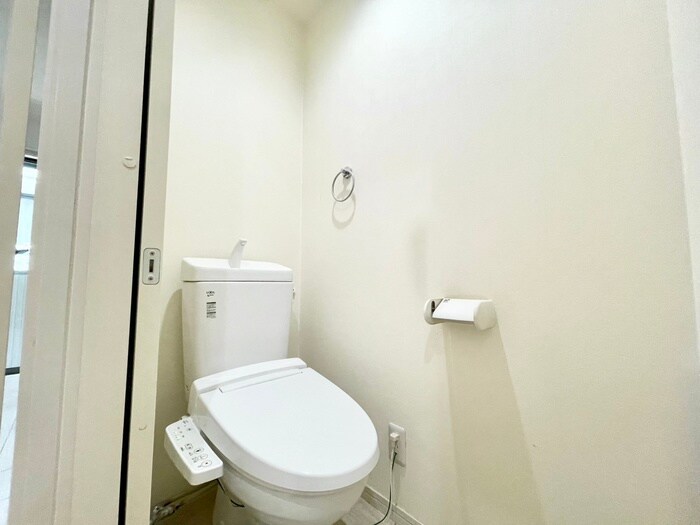 物件内観写真13　(トイレ)