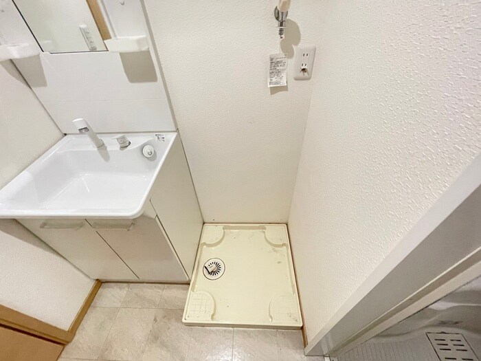 物件内観写真19　(洗濯機置場)