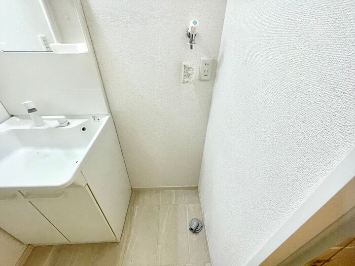 物件内観写真21　(洗濯機置場)