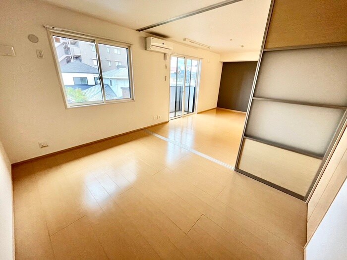 物件内観写真12　(居室)