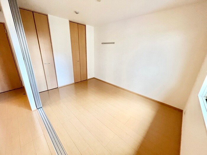 物件内観写真13　(居室)