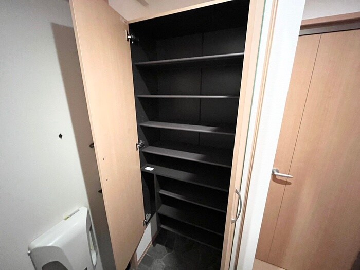 物件内観写真16　(靴箱)