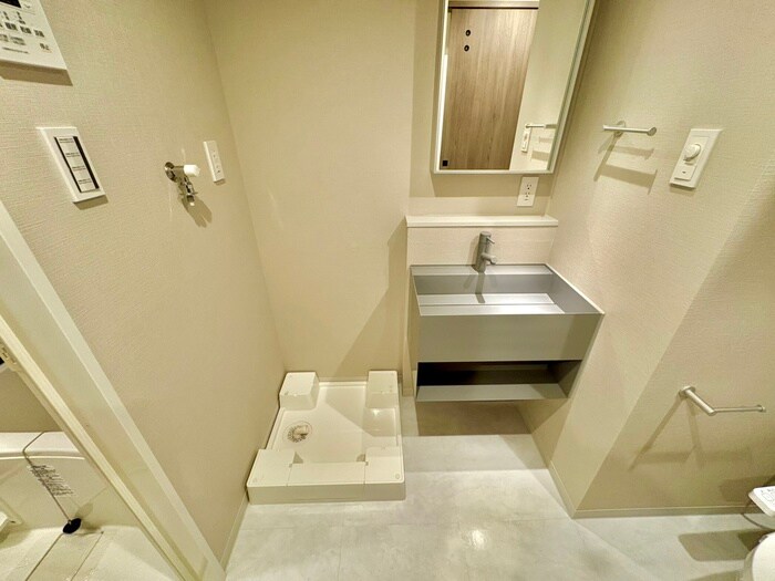 物件内観写真12　(洗濯機置場)