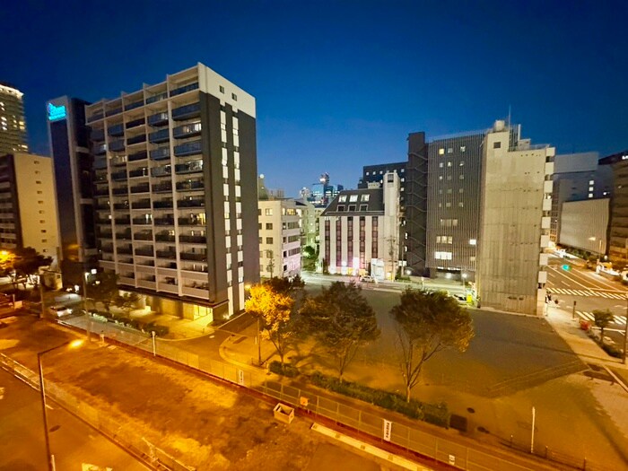 物件内観写真20　(室内からの展望)