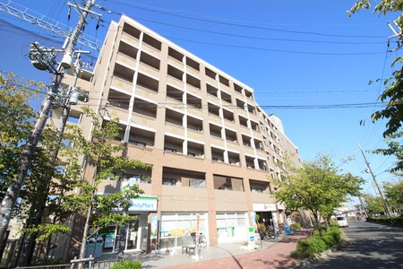 エル・カーサー外観写真