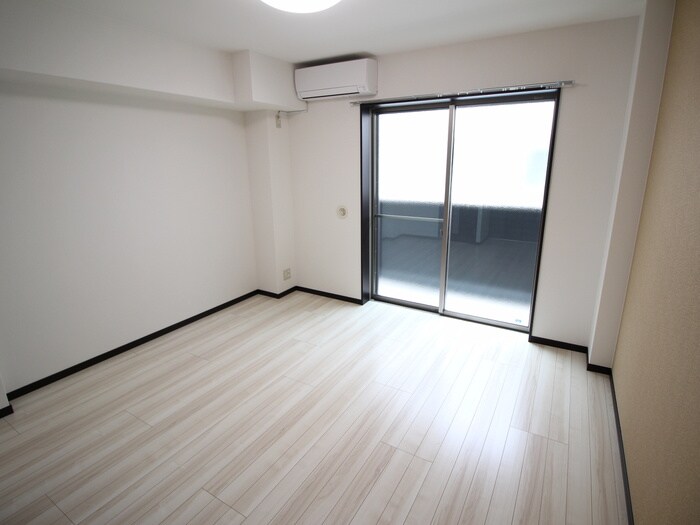 物件内観写真15　(居室)