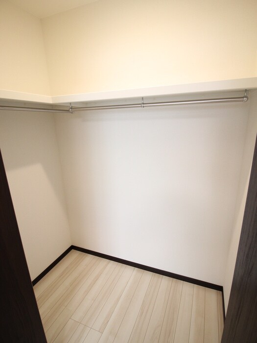 物件内観写真18　(収納)