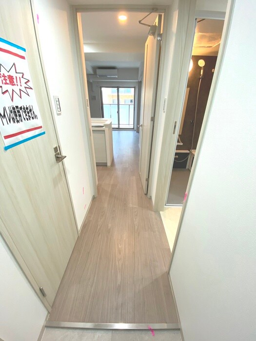 物件内観写真18　(廊下)