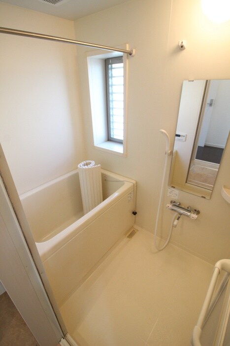 物件内観写真8　(バス／シャワールーム等)