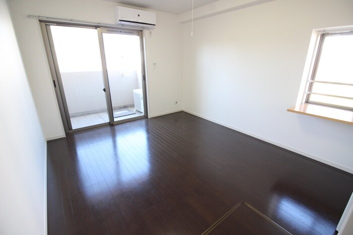 物件内観写真12　(居室)