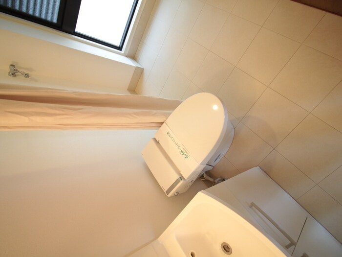 物件内観写真17　(トイレ)