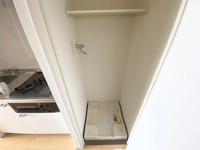 物件内観写真10　(洗濯機置場)