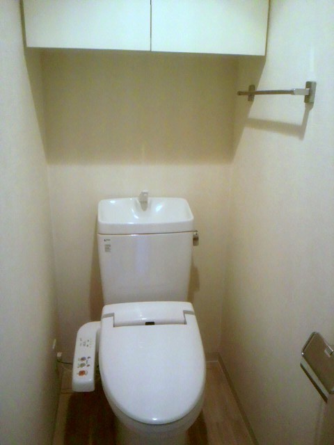 物件内観写真15　(トイレ)