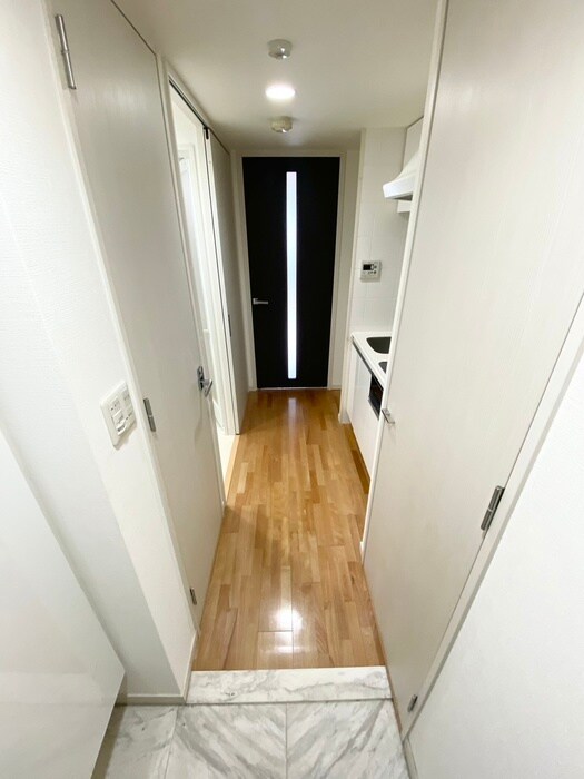 物件内観写真15　(廊下)