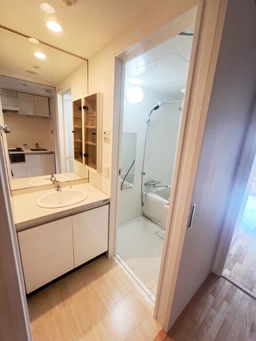 物件内観写真18　(洗面)