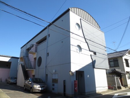 プラッツＭ２号館外観写真