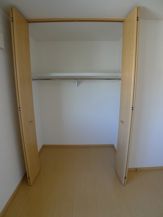 物件内観写真13　(収納)