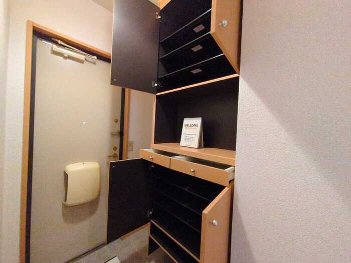 物件内観写真19　(靴箱)
