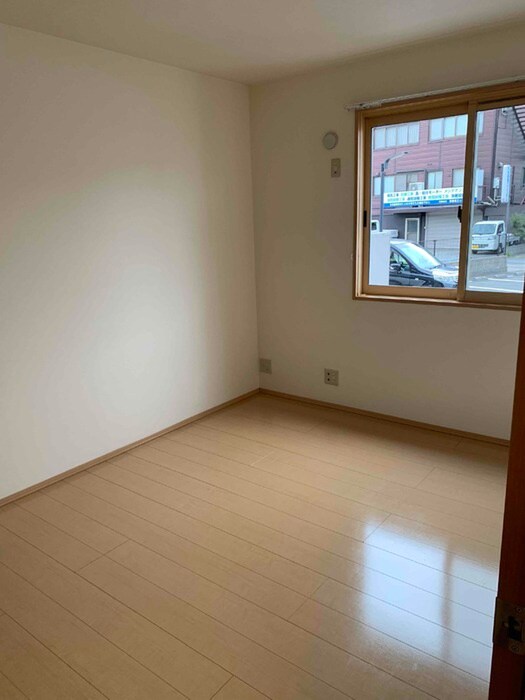 物件内観写真21　(居室)