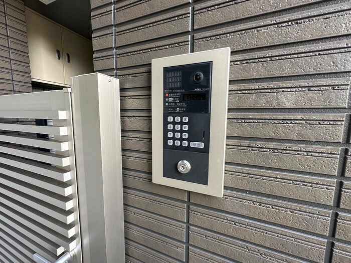 物件外観写真6　(建物設備)