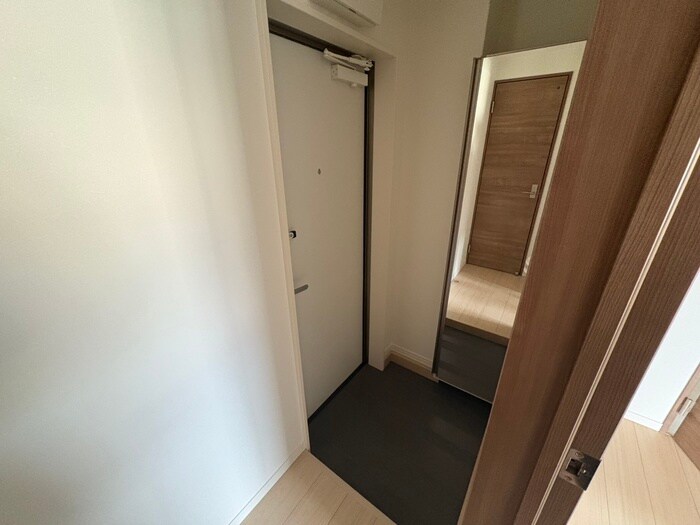 物件内観写真14　(玄関)