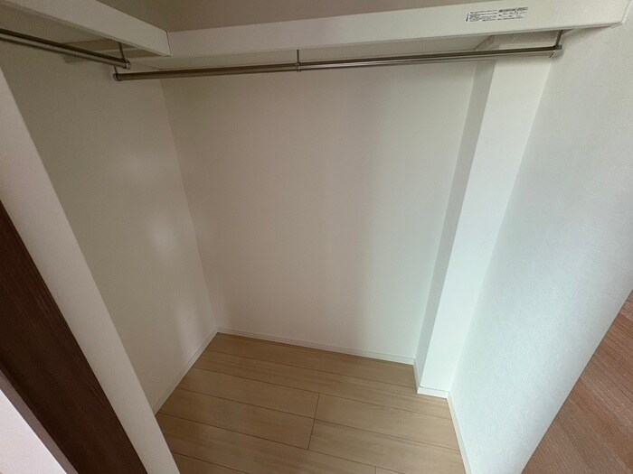 物件内観写真15　(収納)