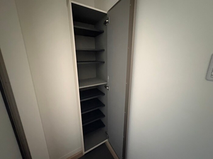 物件内観写真17　(靴箱)