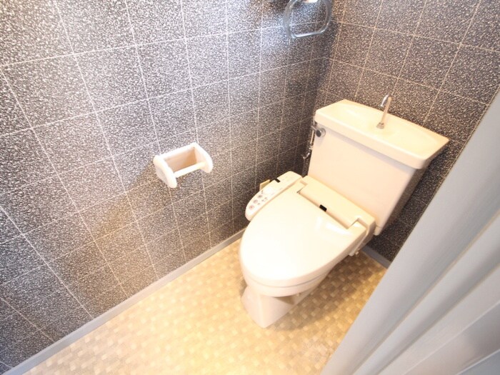物件内観写真11　(トイレ)