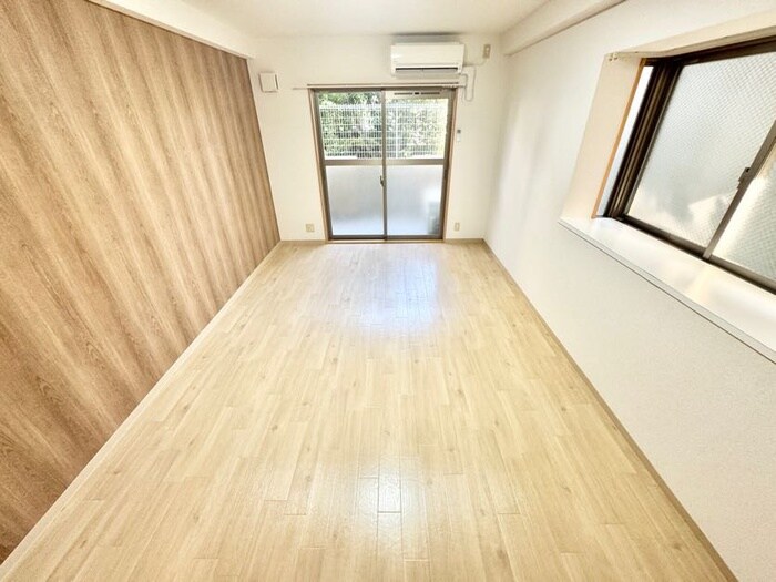 物件内観写真10　(居室)