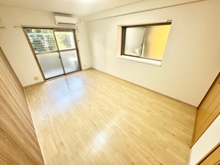 物件内観写真18　(居室)