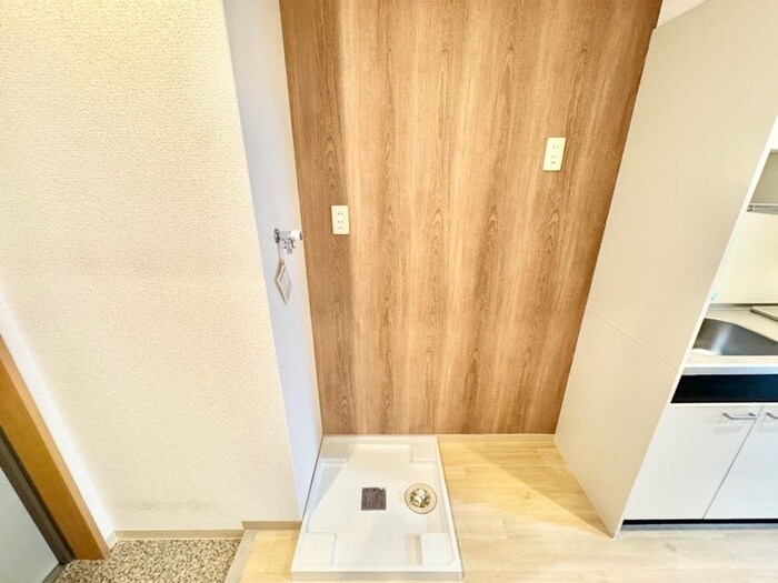 物件内観写真20　(洗濯機置場)