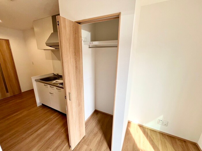 物件内観写真11　(収納)