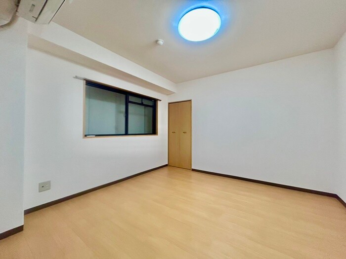 物件内観写真16　(居室)