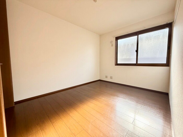 物件内観写真18　(居室)