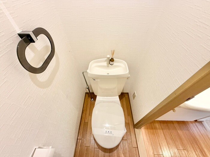 物件内観写真13　(トイレ)