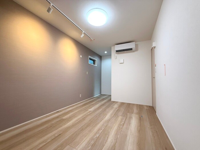 物件内観写真6　(居室)