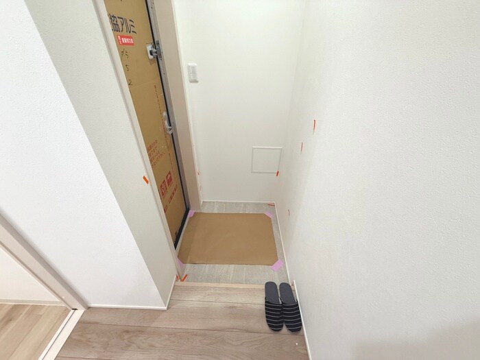 物件内観写真21　(玄関)