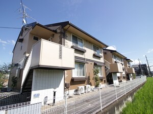 インペリアルヒロセ外観写真