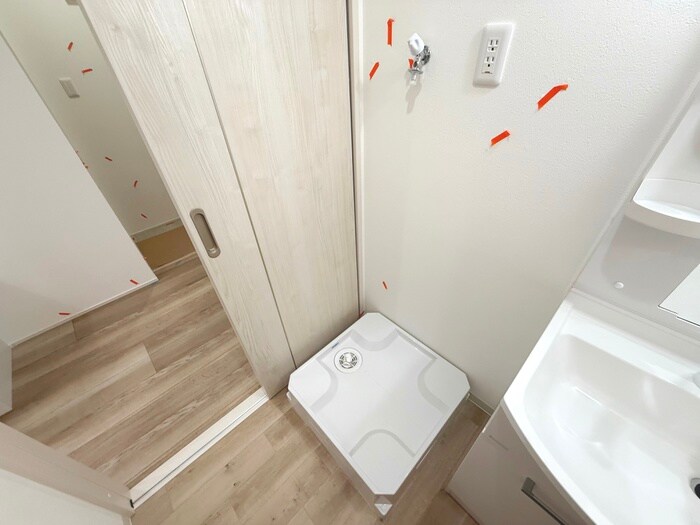 物件内観写真11　(洗濯機置場)