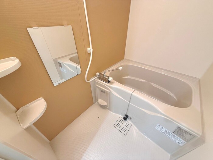 物件内観写真12　(バス／シャワールーム等)