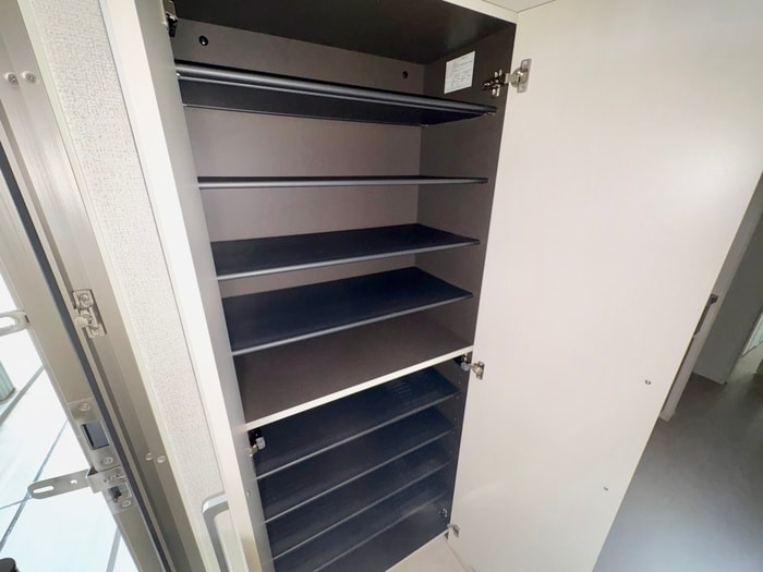 物件内観写真15　(靴箱)