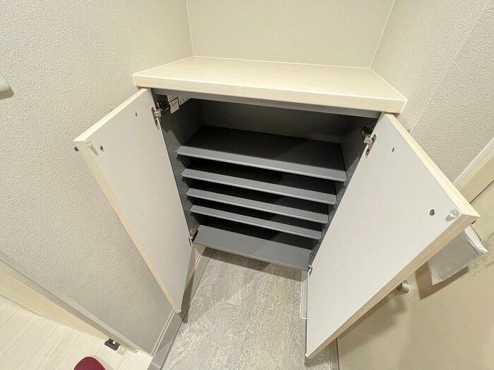 物件内観写真17　(靴箱)