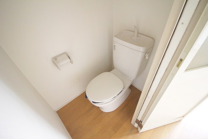 物件内観写真10　(トイレ)