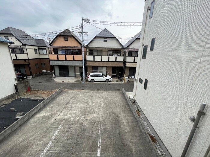 物件内観写真15　(室内からの展望)