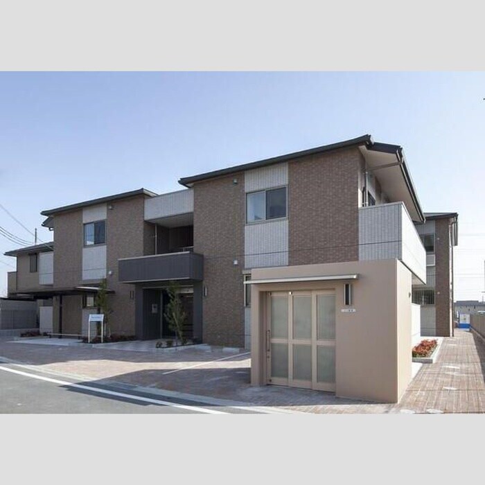 物件外観写真1　(外観写真)